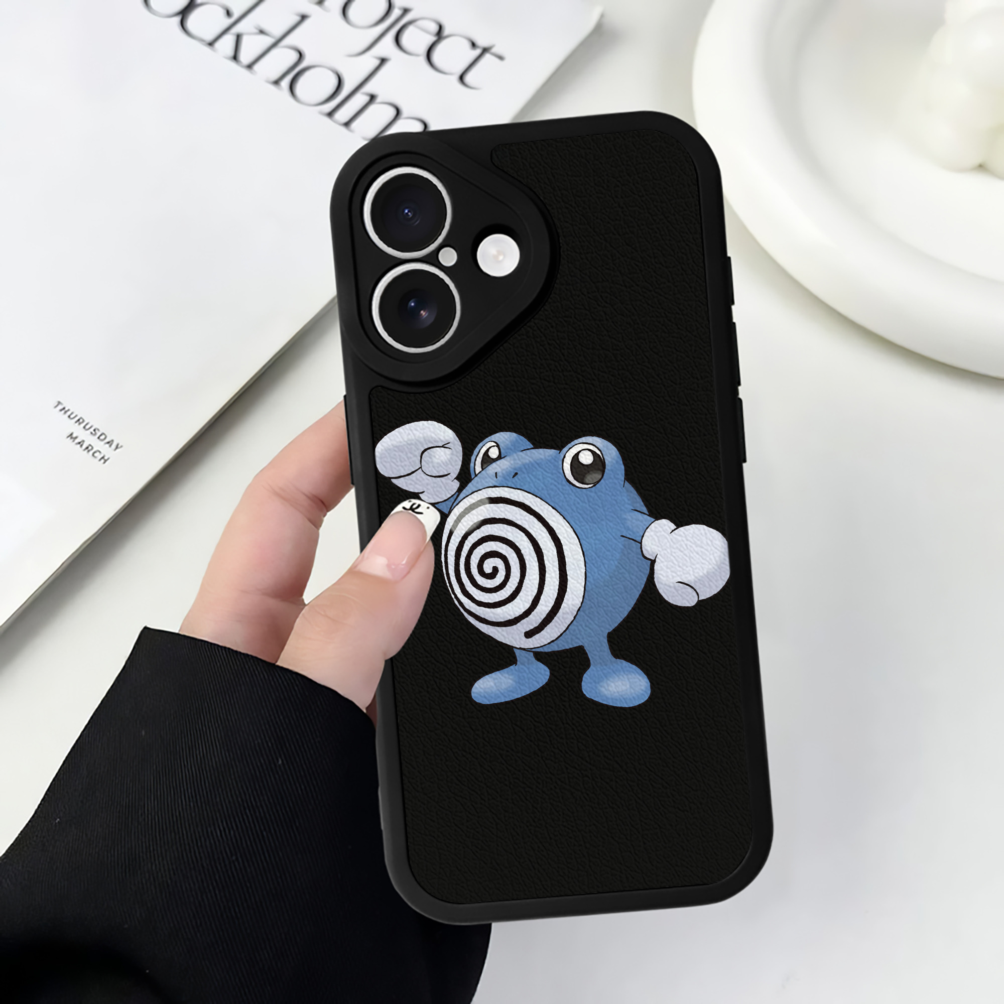 （画像用） ポケットモンスター Pokémon 【iPhone 16シリーズ対応】シリコンスマホケース（レザー調） 材質：シリコン